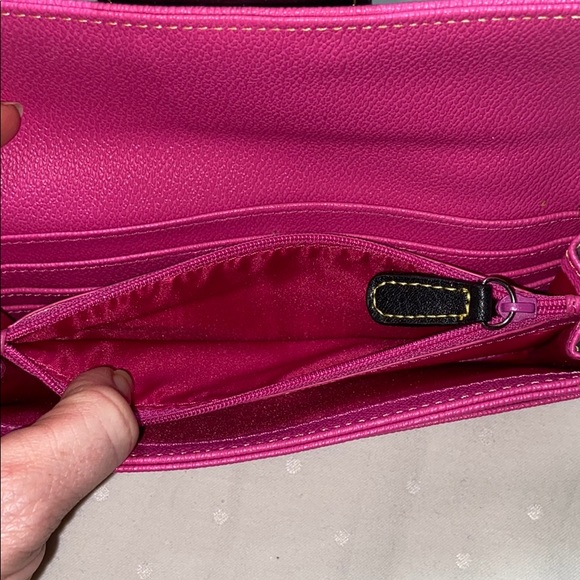 Nine West Pink & Black Pebbled leather long Wallet - Picture 4 of 11